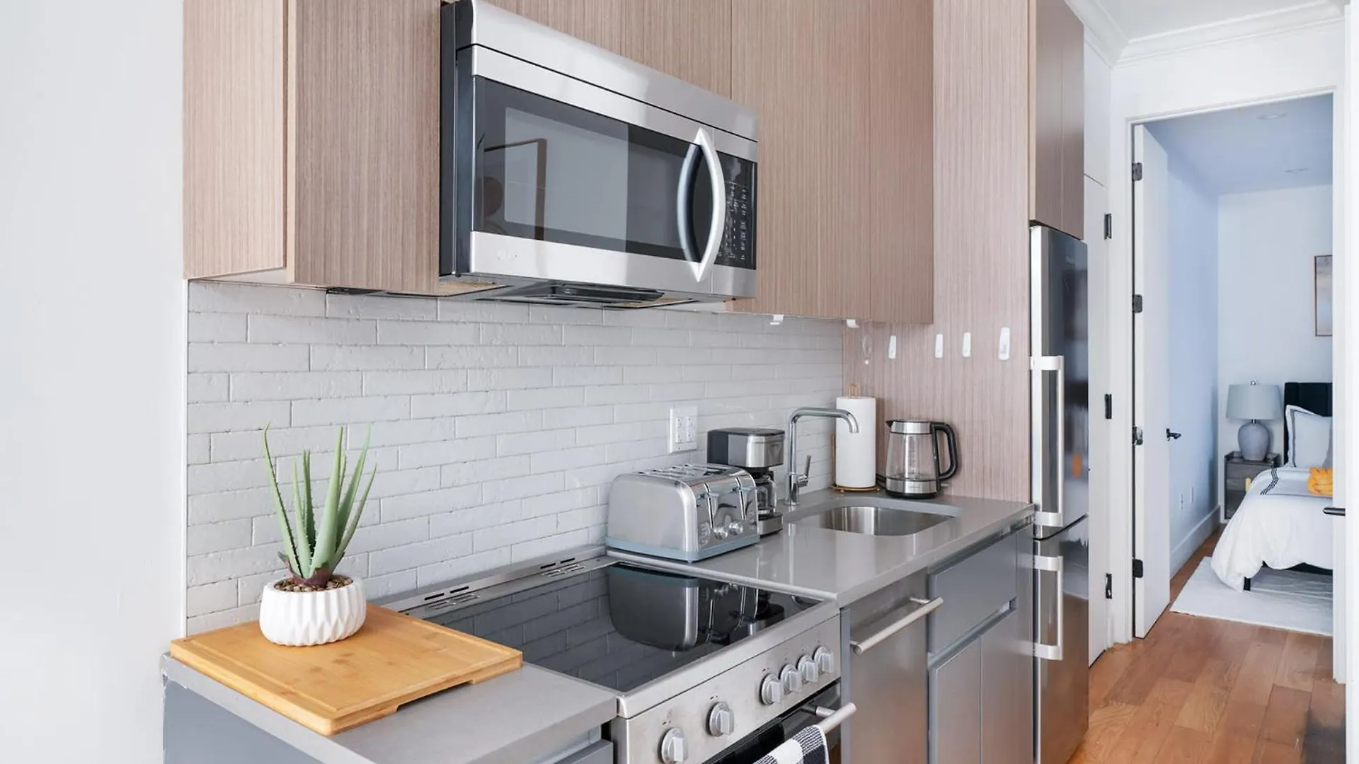 1288-5Fs New Renovated 2 Bedrooms In Ues New York